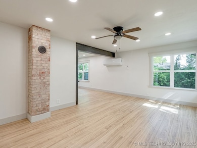 531 N Crownpoint Dr, Ada, OK 74820 - photo 5