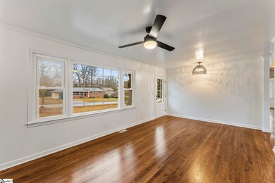 407 Mapleton Dr, Greenville, SC 29607 - photo 6