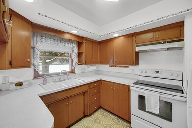 7339 Grand Blvd, Hobart, IN 46342 - photo 6