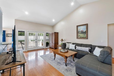 364 Park Forest Way, Wellington, FL 33414 - photo 4