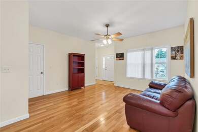 35 Chickadee Way unit 35, Killingly, CT 06241 - photo 4