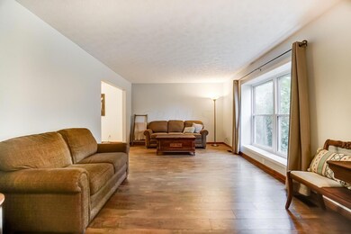 815 Pinehurst St, Marysville, OH 43040 - photo 5