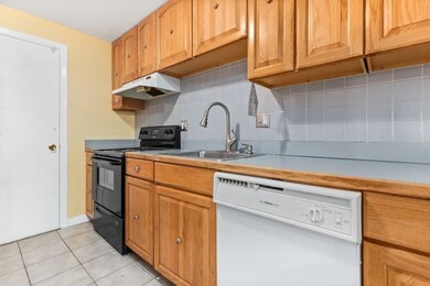 200 Governors Dr unit 29, Winthrop, MA 02152 - photo 6