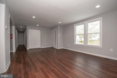 25 Dover Ln, Sicklerville, NJ 08081 - photo 7