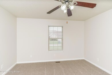 203 Pagoda Ct, Shepherdsville, KY 40165 - photo 7