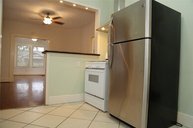 808 Pecore St, Houston, TX 77009 - photo 7
