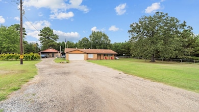 2791 Goodwin Rd, Hooks, TX 75561 - photo 2
