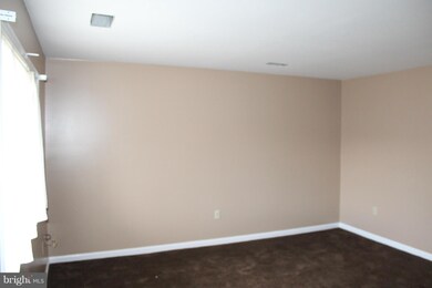 18008 Putter Dr, Hagerstown, MD 21740 - photo 4