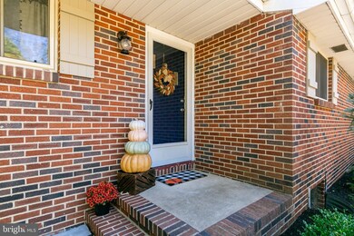 71 Oakwood Dr, Medford, NJ 08055 - photo 3