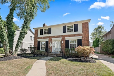 1205 S Bates St, Birmingham, MI 48009 - photo 2