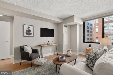 Park Princess/Logan Park unit 614, Washington, DC 20005 - photo 7