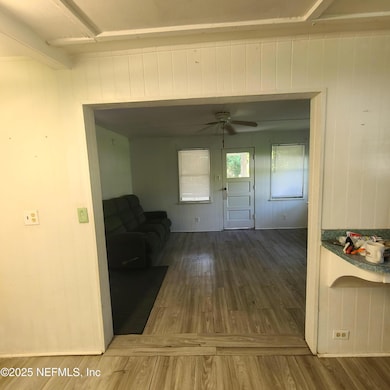 5 KITCHEN TO LIVING ROOM