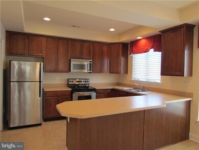 377 Brittany Ct, Souderton, PA 18964 - photo 3