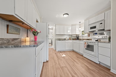 24 Boulder Trail, Killingworth, CT 06419 - photo 4