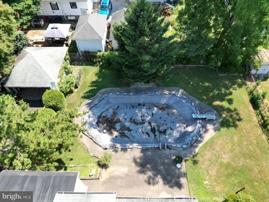 207 Wayne Ave, Lansdowne, PA 19050 - photo 4