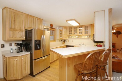 Kitchen Snack Bar