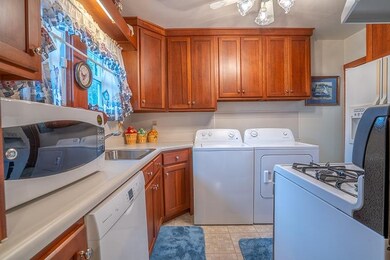 615 W Emerson St, Princeton, IN 47670 - photo 5