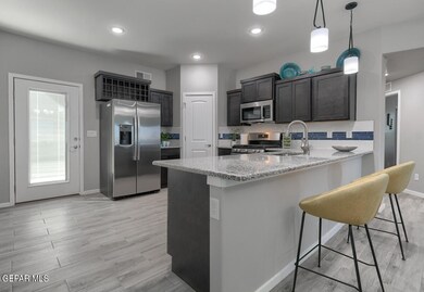 537 Paseo Modesto Dr, Horizon City, TX 79928 - photo 6