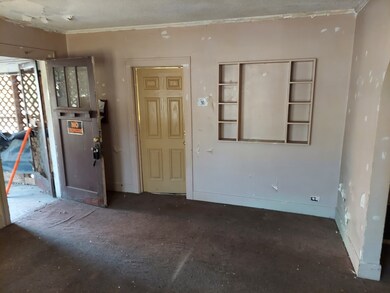 1217 W 5th St, Texarkana, TX 75501 - photo 2