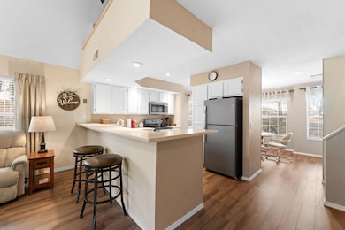 Casual Kitchen Bar Dining