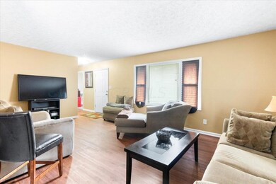 4514 Errington Rd, Columbus, OH 43227 - photo 5