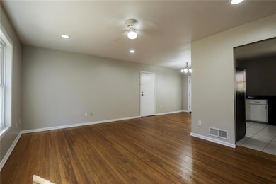 2821 Petersburg Ct, Decatur, GA 30034 - photo 4