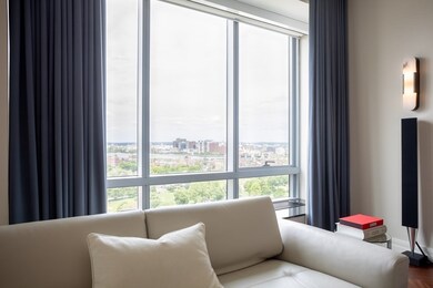 Ritz-Carlton Residences Tower 2 unit 23D, Boston, MA 02111 - photo 3