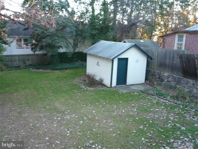 52 E Park Ave, Maple Shade, NJ 08052 - photo 5