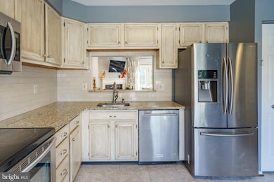 13 Roger Valley Ct, Parkville, MD 21234 - photo 6