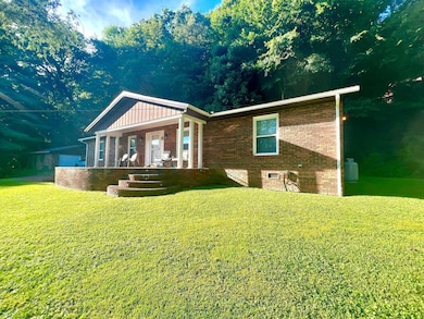 97 Simonton Dr, Harlan, KY 40831 - photo 2