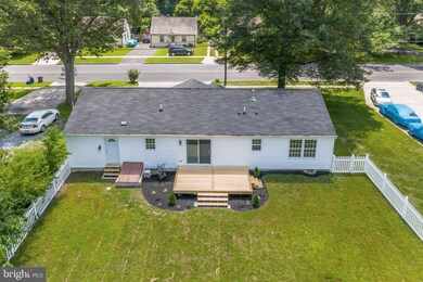 125 Chews Landing Rd, Clementon, NJ 08021 - photo 2