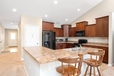 63 Upland Ct, Stuarts Draft, VA 24477 - photo 2