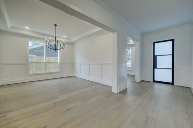 1305 Martin St, Houston, TX 77018 - photo 5