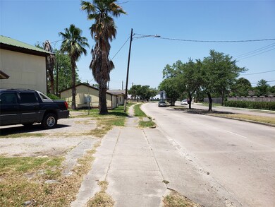 4519 Yale St, Houston, TX 77018 - photo 6