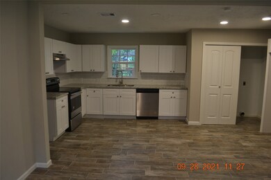 1008 Frances Dr, Rosenberg, TX 77471 - photo 4