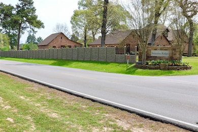 15611 Coe Loop, Magnolia, TX 77355 - photo 2