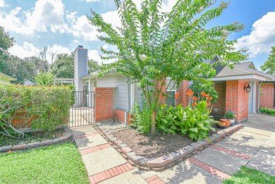 8650 Laurel Trails Dr, Houston, TX 77095 - photo 2