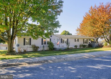 403 W Cedar St, Palmyra, PA 17078 - photo 7