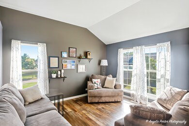 2019 Aspen Dr, Woodstock, IL 60098 - photo 3