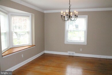 8112 Glen Gary Rd, Towson, MD 21286 - photo 7