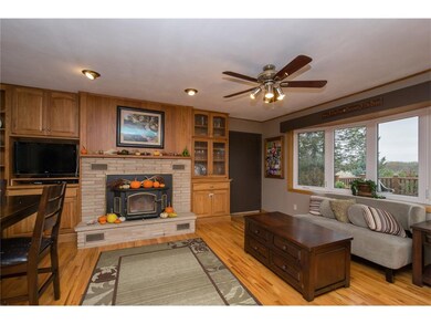 3327 55th Street Trail, Center Point, IA 52213 - photo 6