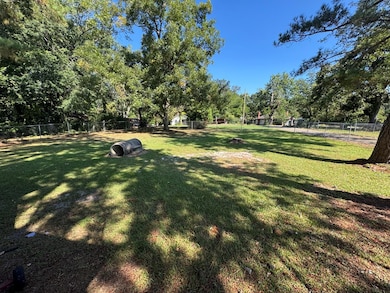 334 W 3rd St, Luverne, AL 36049 - photo 3