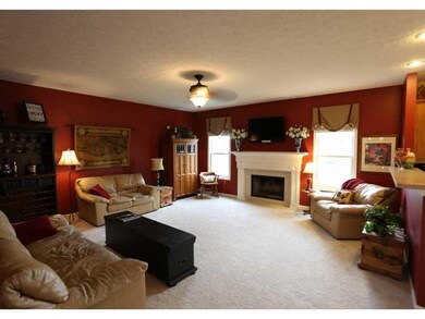 12464 Goodloe Dr, Fishers, IN 46037 - photo 5