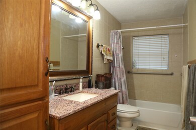 1612 Bonner St, Houston, TX 77007 - photo 3