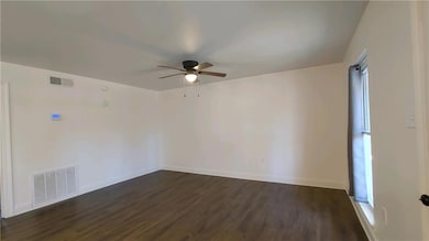 425 Depre St unit C, Mandeville, LA 70448 - photo 3