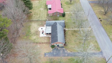 504 Cloverdale Rd, Shelbyville, TN 37160 - photo 6