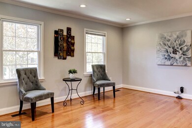 15013 Joshua Tree Rd, North Potomac, MD 20878 - photo 3