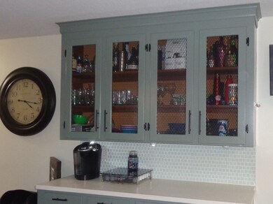 76 Meadow St, Indian Orchard, MA 01151 - photo 4