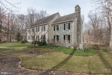 8609 Stirrup Ct, Potomac, MD 20854 - photo 3