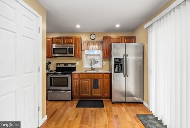 13 Propeller Dr, Middle River, MD 21220 - photo 5